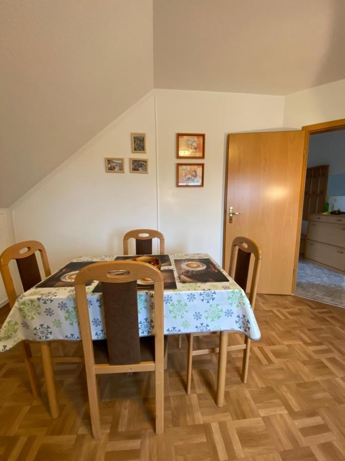 Apartment Mit Blick Auf Herkules Mit Parkplatz Kassel Bagian luar foto