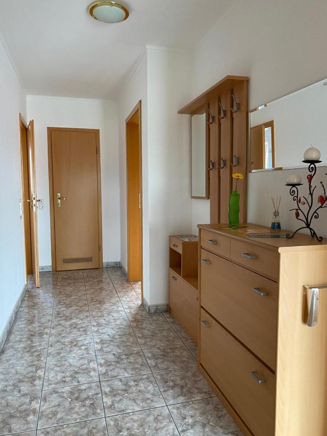 Apartment Mit Blick Auf Herkules Mit Parkplatz Kassel Bagian luar foto