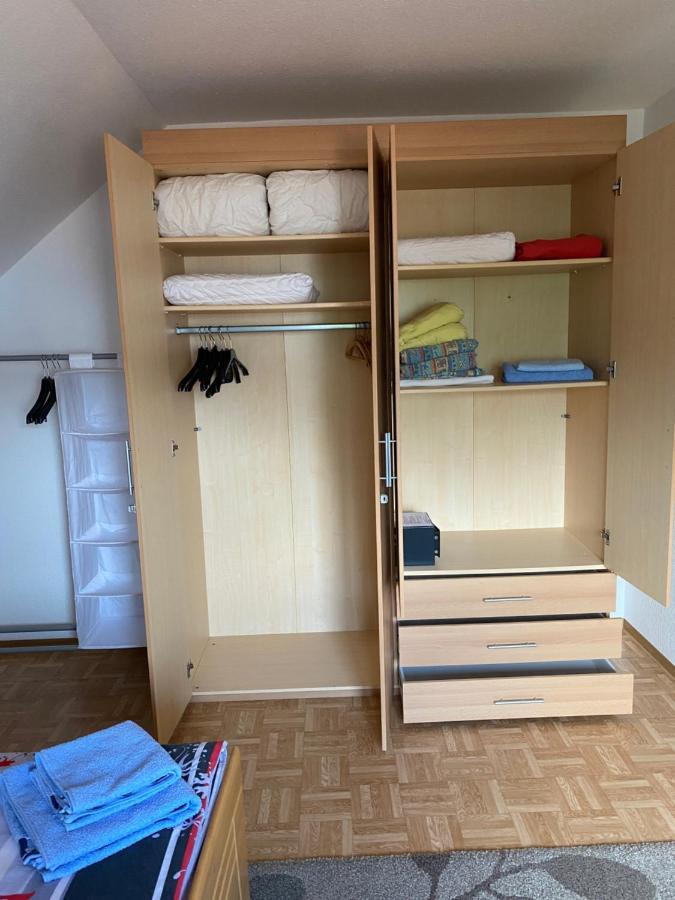 Apartment Mit Blick Auf Herkules Mit Parkplatz Kassel Bagian luar foto