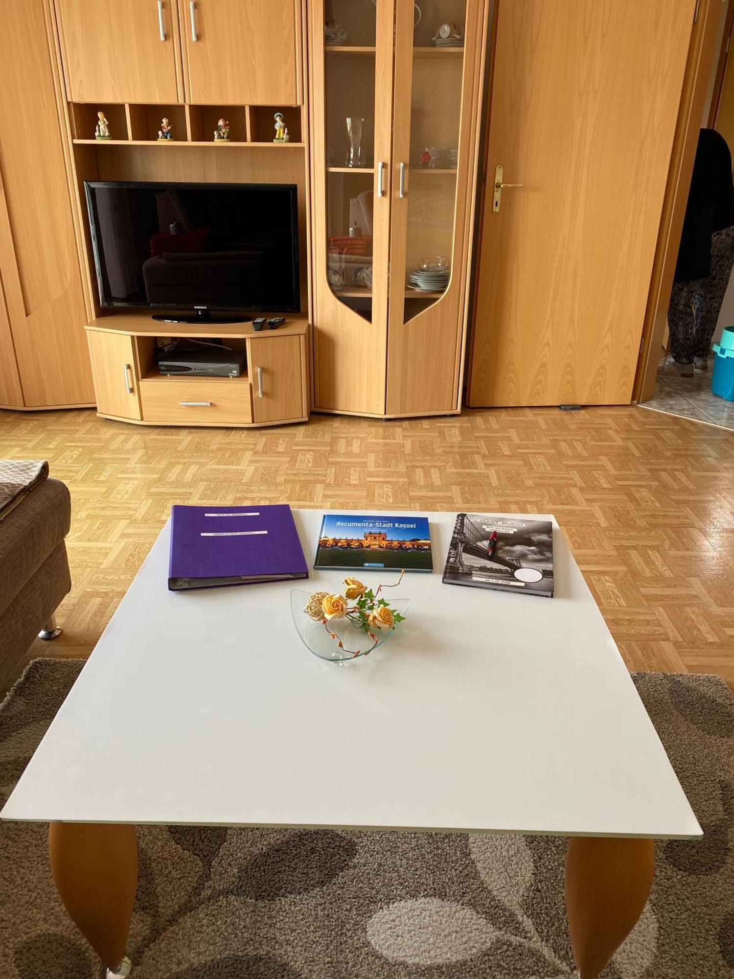 Apartment Mit Blick Auf Herkules Mit Parkplatz Kassel Bagian luar foto